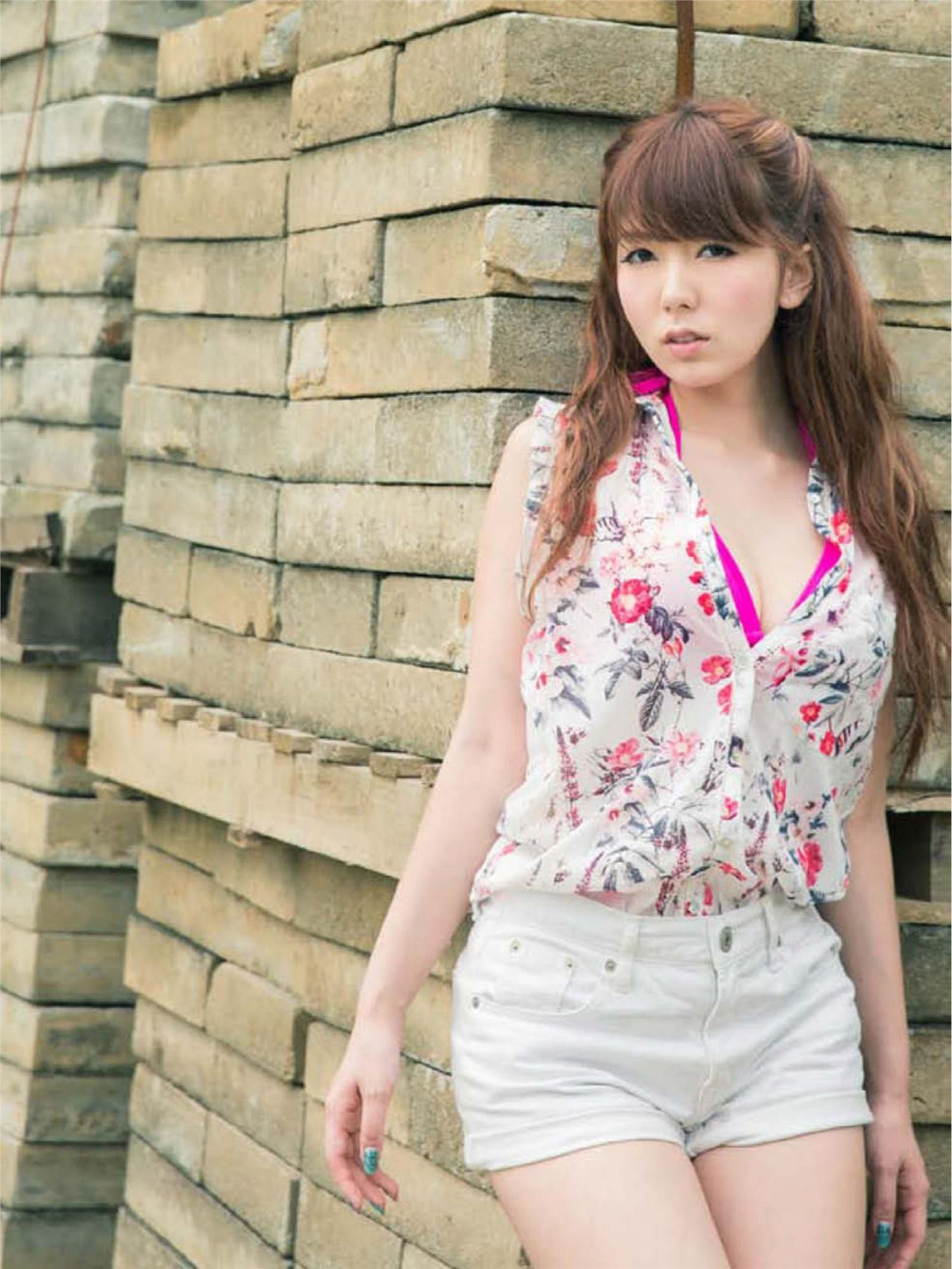 波多野结衣世界首发写真书- 恋-LOVE 恶魔篇